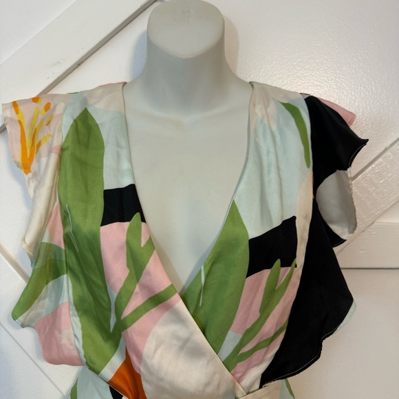 Great Jones Floral Print Belted Sleeveless V-Neck Short Romper Multicolor Sz 16 - Picture 3 of 10